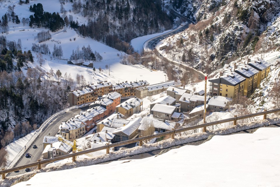 views of l'aldosa de Canillo and Grandvalira