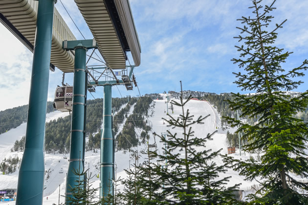 living iat the foot of the slopes of soldeu buy chalet in soldeu
