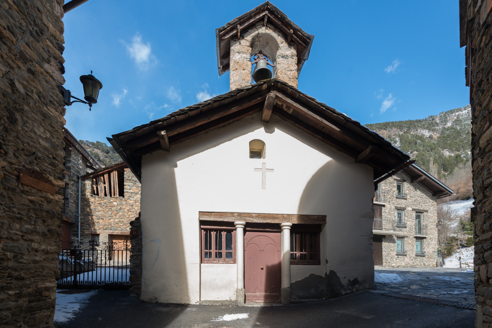 buy urbanizable land or property in Sornàs real estate agency sornas andorra